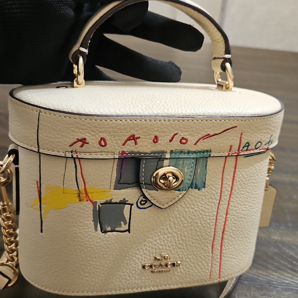 Limited Edition Coach Basquait Cream Leather Multicolor Sketch Print Crossbody - Picture 9 of 10
